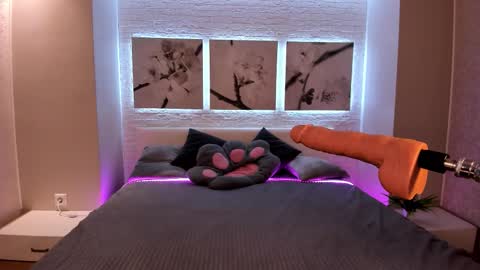 Betty online show from October 17, 8:34 pm