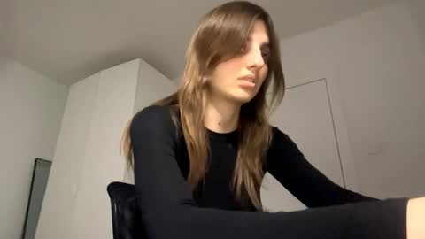 Lina online show from May 4, 6:22 pm