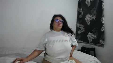 Bianca Tuesday to Sunday from 2am to 6am UTC-5 online show from May 9, 9:33 am
