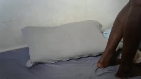 Snapshot of bianca_juicy22 chatting on December 12, 10:34 am Bianca online show from December 12, 10:34 am
