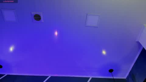 bianca_vega_ online show from May 1, 11:13 am