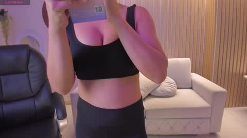 Bianca Pierce online show from January 29, 10:58 am