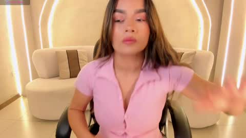 Bianca Pierce online show from May 11, 11:45 am