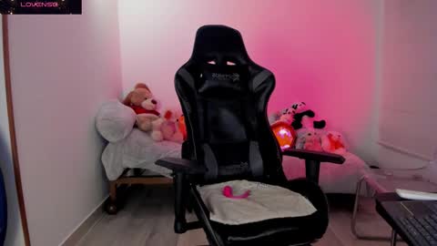 Biancastrong.. IGThebiancastrong online show from February 24, 2:22 am