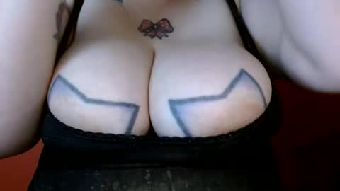 Snapshot of bianka_star_ chatting on September 29, 12:21 pm bianca online show from September 29, 12:21 pm