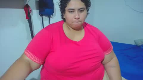 Snapshot of big_small_horny chatting on September 9, 1:49 am Milena And Luz online show from September 9, 1:49 am