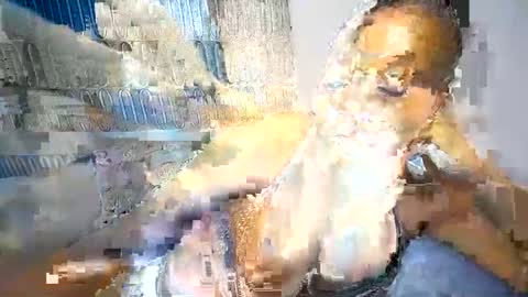 bigass001_ online show from December 15, 4:37 pm