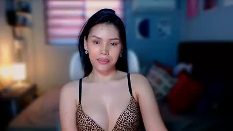 Mia online show from July 20, 4:04 am
