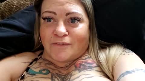 Snapshot of bigblueeyesmomma chatting on March 8, 8:02 pm Tiffany online show from March 8, 8:02 pm