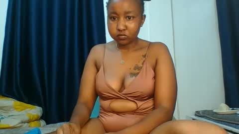 BigBoootyy online show from September 19, 6:29 pm