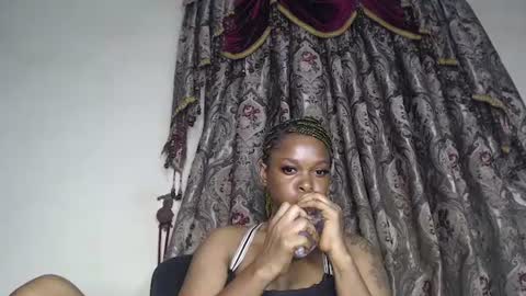 Lucy online show from November 18, 9:38 pm