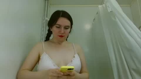 Isabella online show from May 17, 12:54 am