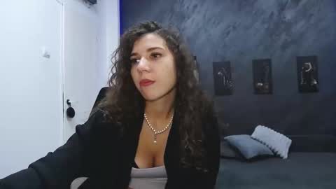bigbuttjany online show from September 29, 9:20 pm