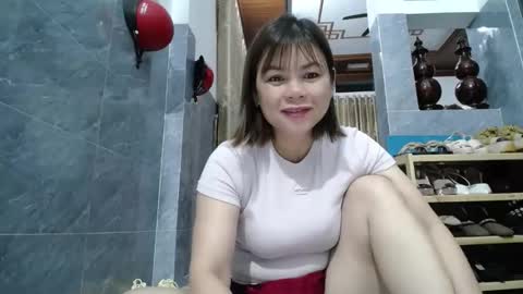 bigpussy_92 online show from May 13, 9:42 pm