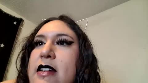 BigTiddieBruja online show from October 2, 5:12 am