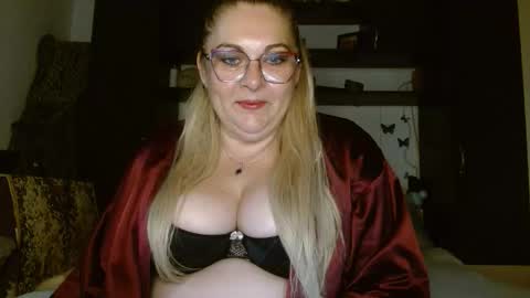 kendra online show from October 2, 9:03 am