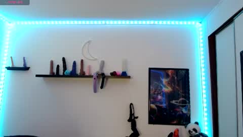 Nichole lights online show from August 8, 9:12 pm