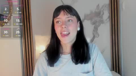 bilie__eilish online show from April 6, 12:39 pm
