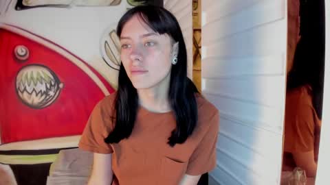 bilie__eilish online show from May 19, 11:50 am