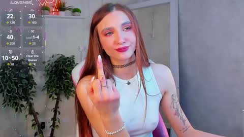 Alisha online show from May 25, 9:30 am