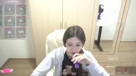 billy1love online show from October 14, 9:50 pm