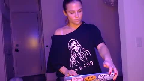 bitemebitcch online show from February 24, 2:55 am