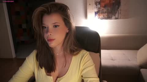 Ann Braslowsky online show from October 21, 2:26 am