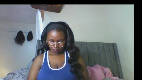 black_amor online show from June 29, 8:43 am