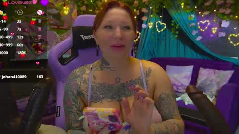 Alice online show from May 13, 7:19 pm