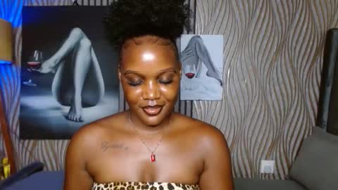 Smiley sylivia online show from May 30, 2:42 am