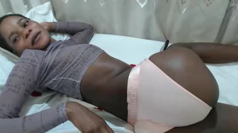 blackprincess02 online show from September 23, 1:09 pm