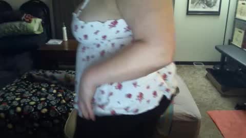 Snapshot of bladesizzo3111 chatting on January 3, 8:43 am bladesizzo3111 online show from January 3, 8:43 am