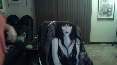 Snapshot of bladesizzo3111 chatting on February 13, 8:27 am bladesizzo3111 online show from February 13, 8:27 am