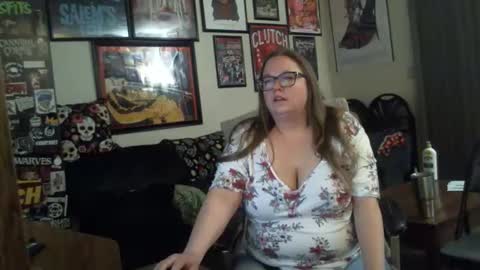 Snapshot of bladesizzo3111 chatting on February 23, 8:11 am bladesizzo3111 online show from February 23, 8:11 am