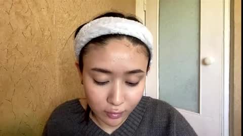 Mila online show from May 13, 12:00 pm