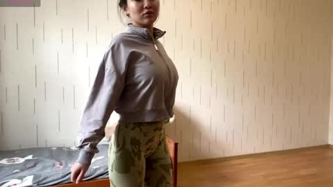 Mila online show from May 3, 11:46 am