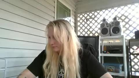 LipsofanAngell online show from November 8, 8:03 pm