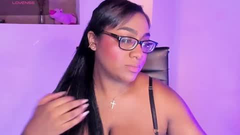 Snapshot of blakmillerrgilson chatting on February 2, 7:46 pm blak miller online show from February 2, 7:46 pm