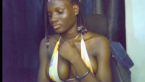 nikky00 online show from May 12, 6:14 pm