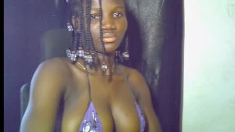 nikky00 online show from May 11, 10:17 am