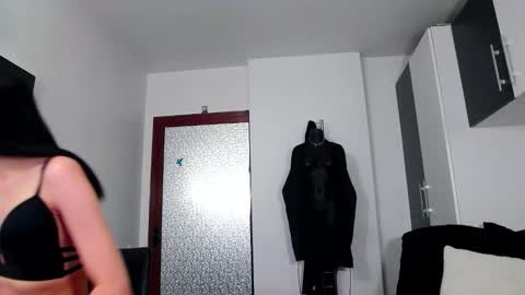 Goddess Blaze online show from December 15, 2:44 pm