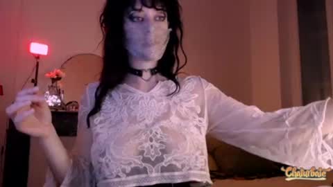 Snapshot of bleu_belladone chatting on February 8, 7:27 pm Cassandre online show from February 8, 7:27 pm