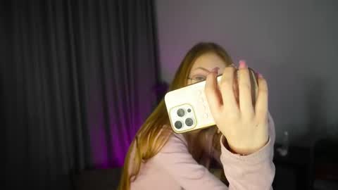  LiLy online show from November 21, 3:03 pm