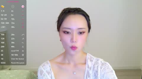 YoYo online show from September 24, 9:30 am