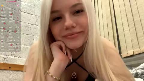 Aria  online show from March 22, 11:55 pm