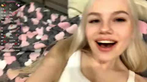 Aria  online show from March 14, 10:33 pm