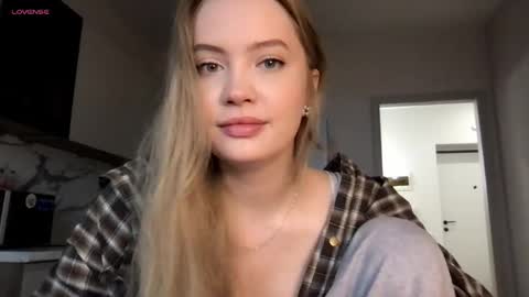 Blondy bunny online show from May 24, 8:24 am