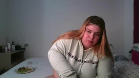 Snapshot of blondyliciousx chatting on February 3, 4:25 am katartistic name online show from February 3, 4:25 am