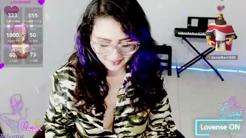 susan  online show from May 24, 4:55 am