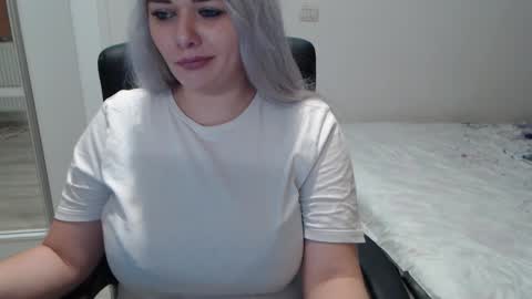 Juliet online show from November 24, 5:15 pm